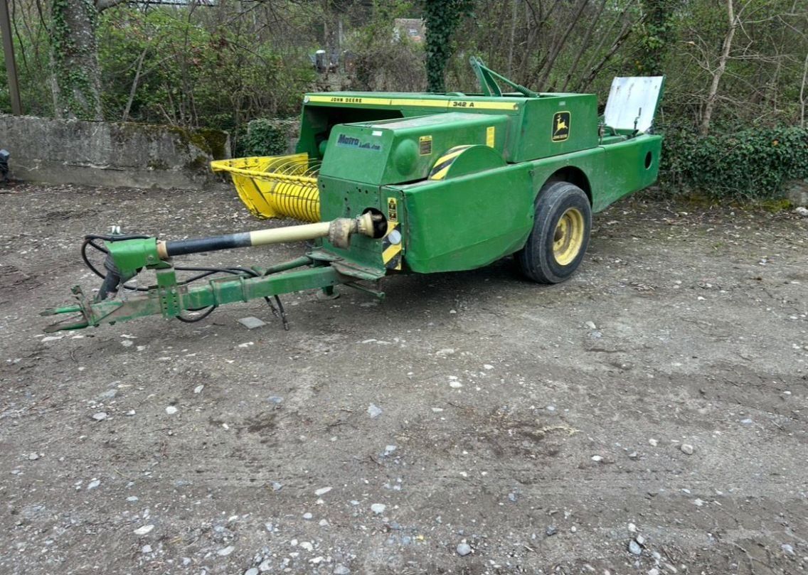 Tutte le macchine: Une presse John Deere – Usato da Russy venduto da Guenefle 1