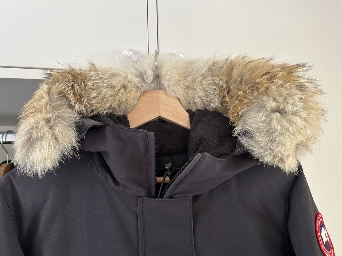 Canada Goose Mäntel: Canada Goose Winterjacke Daunenparka Gr. M – Gebraucht aus Goldswil von Juli20 2
