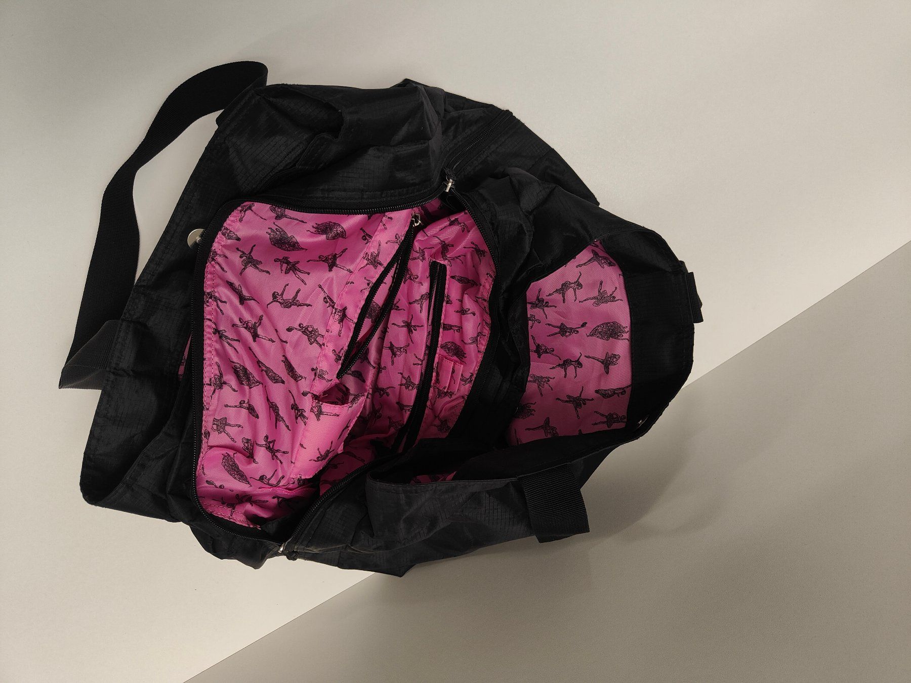Taschen für Damen: Tanztasche von Bloch – Gebraucht aus Arbon von sigma61 1