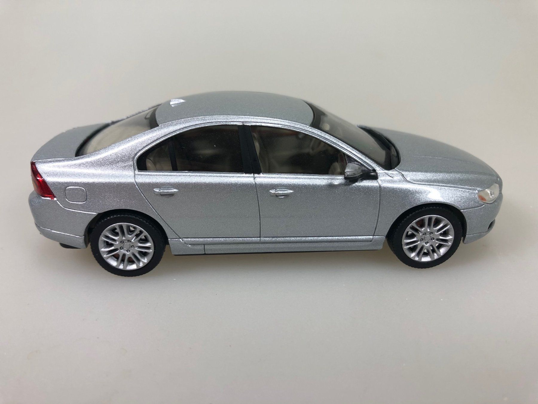 Volvo Modellautos: Volvo S80 - Motorart - 1:43 – Gebraucht aus Widen von Himan 2