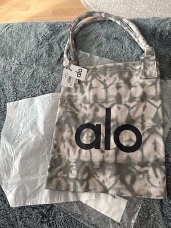 Alo Yoga Stofftasche grau gemustert neu mit Etikett