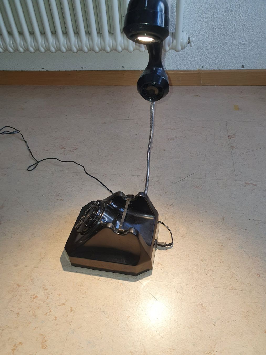 Lampade: Upcycling Telefonlampe – Usato da Bönigen venduto da CarveArt 2