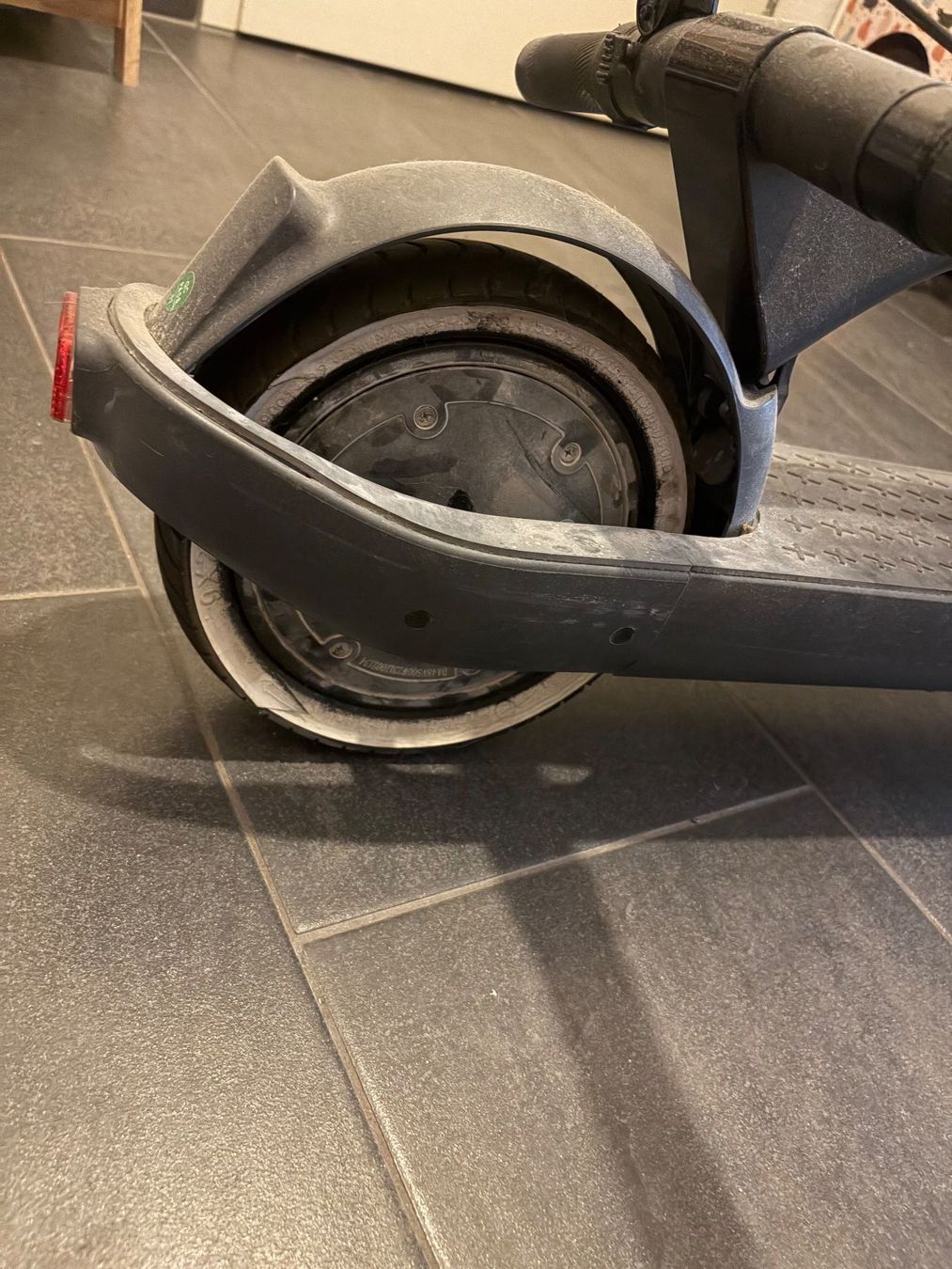 Scooters: SoFlow SO ONE+ E-Scooter ab 1 Fr! – Gebraucht aus Biel/Bienne von Noire 2