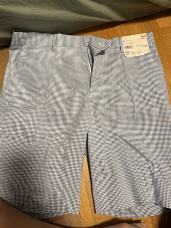 Karierte Uniqlo Shorts, Gr. M, neu
