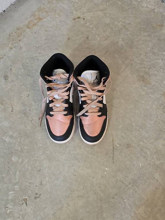 Scarpe da uomo: Nike Air Jordan Rose – Usato da Herisau venduto da and_zky9 1