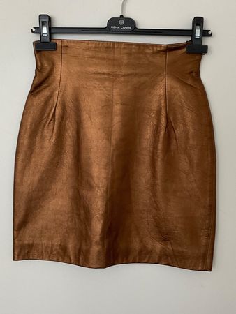 Leder Rock Gr 34 Kupfer/glänzend, mit Futter NEU