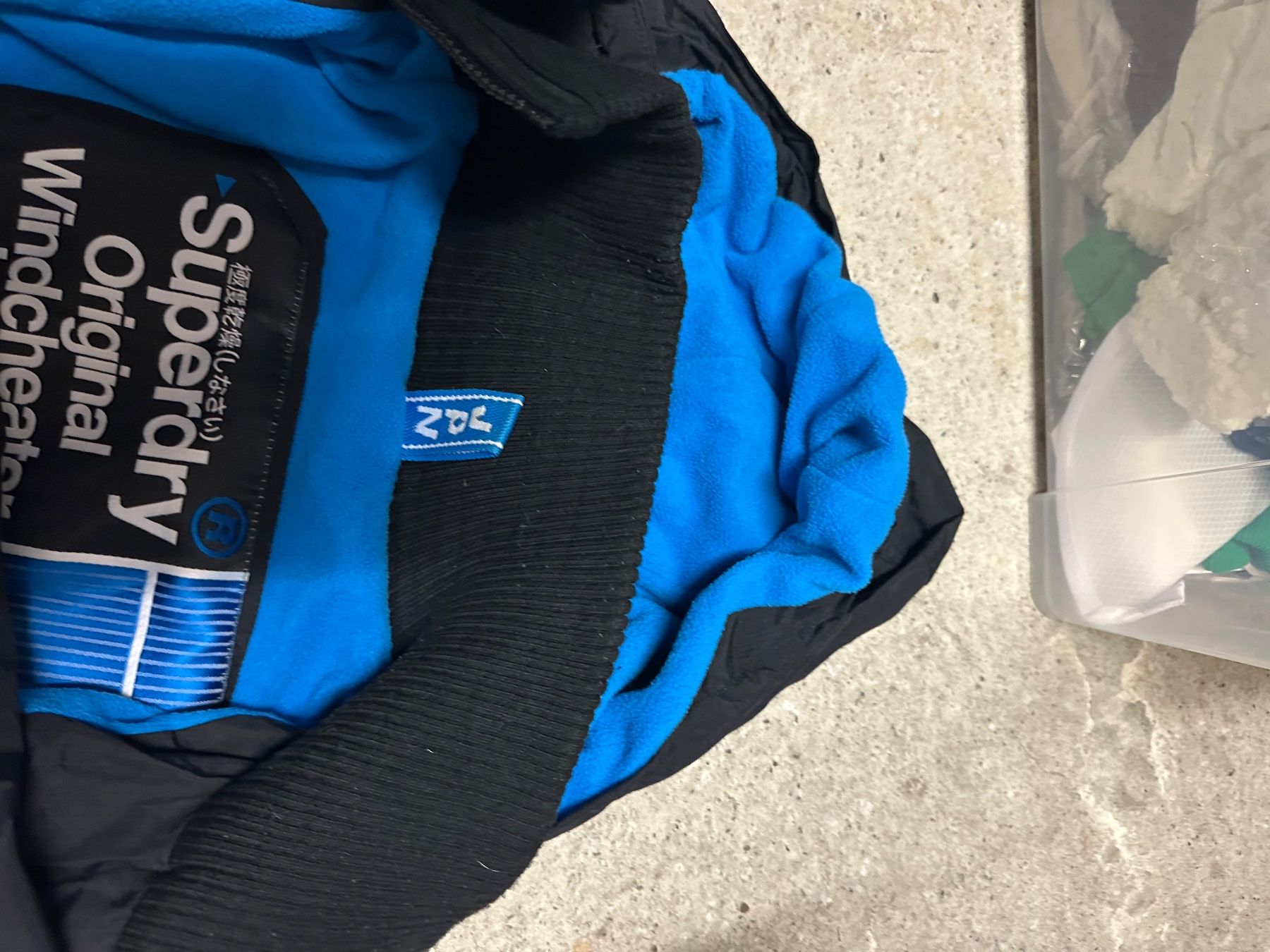 Superdry Giacche: Pop Zip Hooded Arctic SD-Windcheater Jacket – Usato da Collex venduto da aff_76dh 2