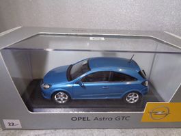 Minichamps 1:43 Opel Astra GTC