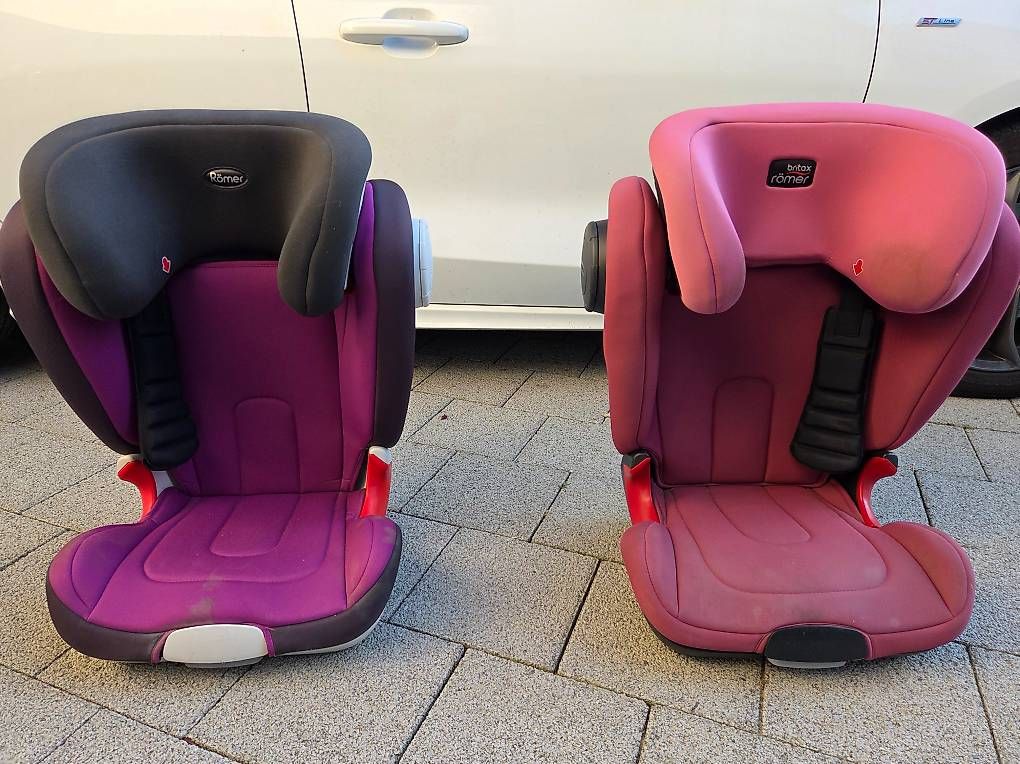 Sièges auto: Deux sièges auto Romer Britax KIDFIX XP SICT – D'occasion à Gollion par pub_g929