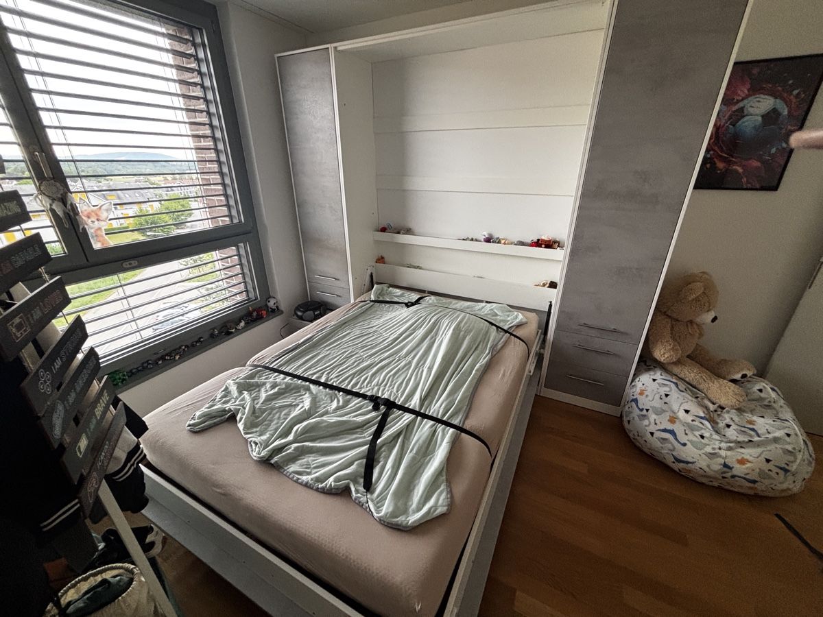 Betten: Hochwertiges Wandbett 140/200m – Gebraucht aus Winkel von Chibi88_ZH8497 2