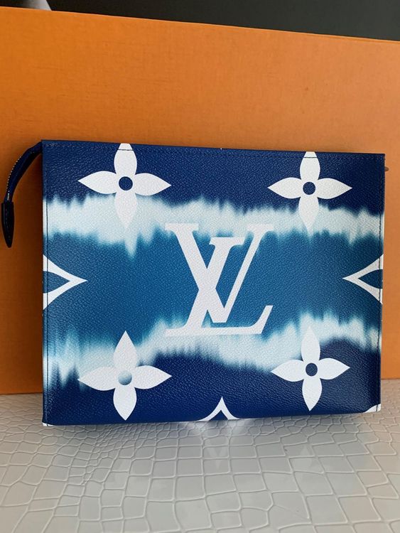 Louis Vuitton, Escale Poche Toilette 26