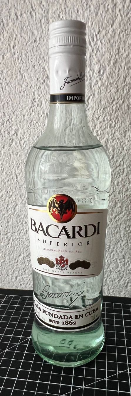 Bacardi Spiritueux: Bacardi Superior – Neuf avec emballage d'origine à Ostermundigen par iFonso 6