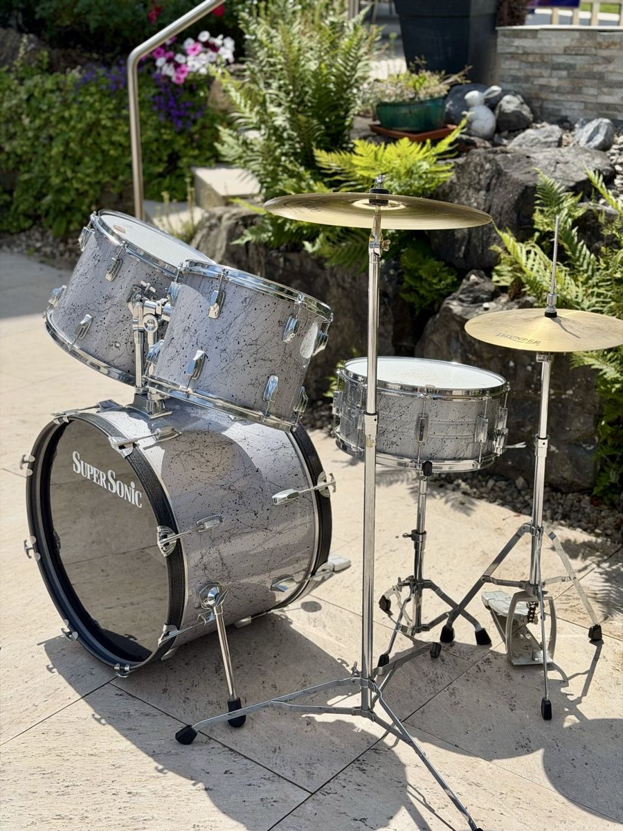 Strumenti musicali: SuperSonic Schlagzeug neu lackiert – Nuovo (secondo la descrizione) da Malters venduto da Nelio_Fuchs 2