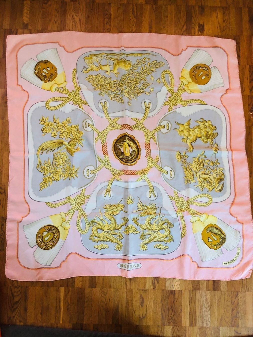Foulard & Sciarpe: Hermès – Usato da Pully venduto da Kalissa 1