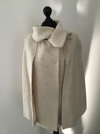 Cape von Morine Comet Marant