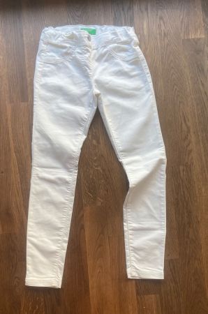 Benetton Stretch-Jeans weiss, Gr. 140, sehr guter Zustand