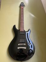 Cort M200 - Schwarz PRS Style