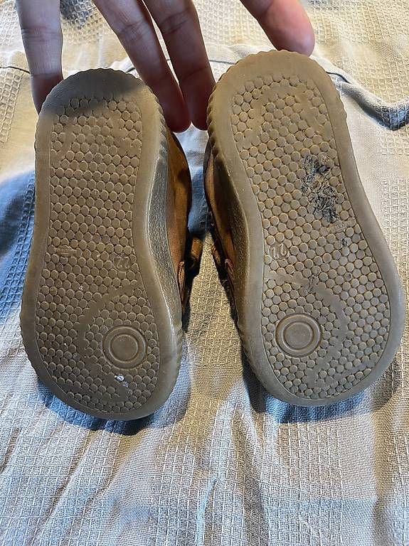 Scarpe per ragazzi: Elefanten Schuhe Grösse 22 – Usato da Murten venduto da ka_koen 1