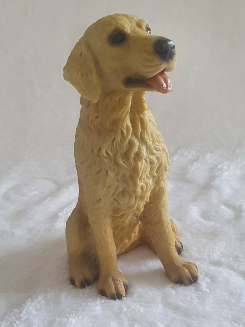 Statuette: Figur "Golden Retriever" aus Kunststein oder Resin – Usato da Abtwil AG venduto da MaVo.0710