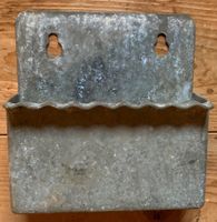 Wandaschenbecher aus Bunker der CH Armee