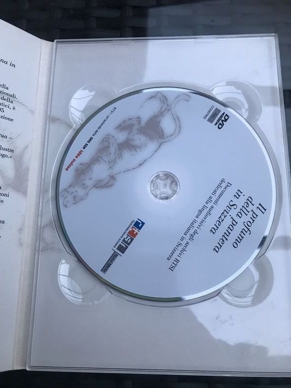 Tutti i DVDs: DVD Documentario Il profumo della pantera in Svizzera – Usato da Bergdietikon venduto da book-4-you 1