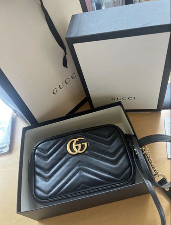 Gucci Marmont GG Mini Camera Bag Schwarz Gold 