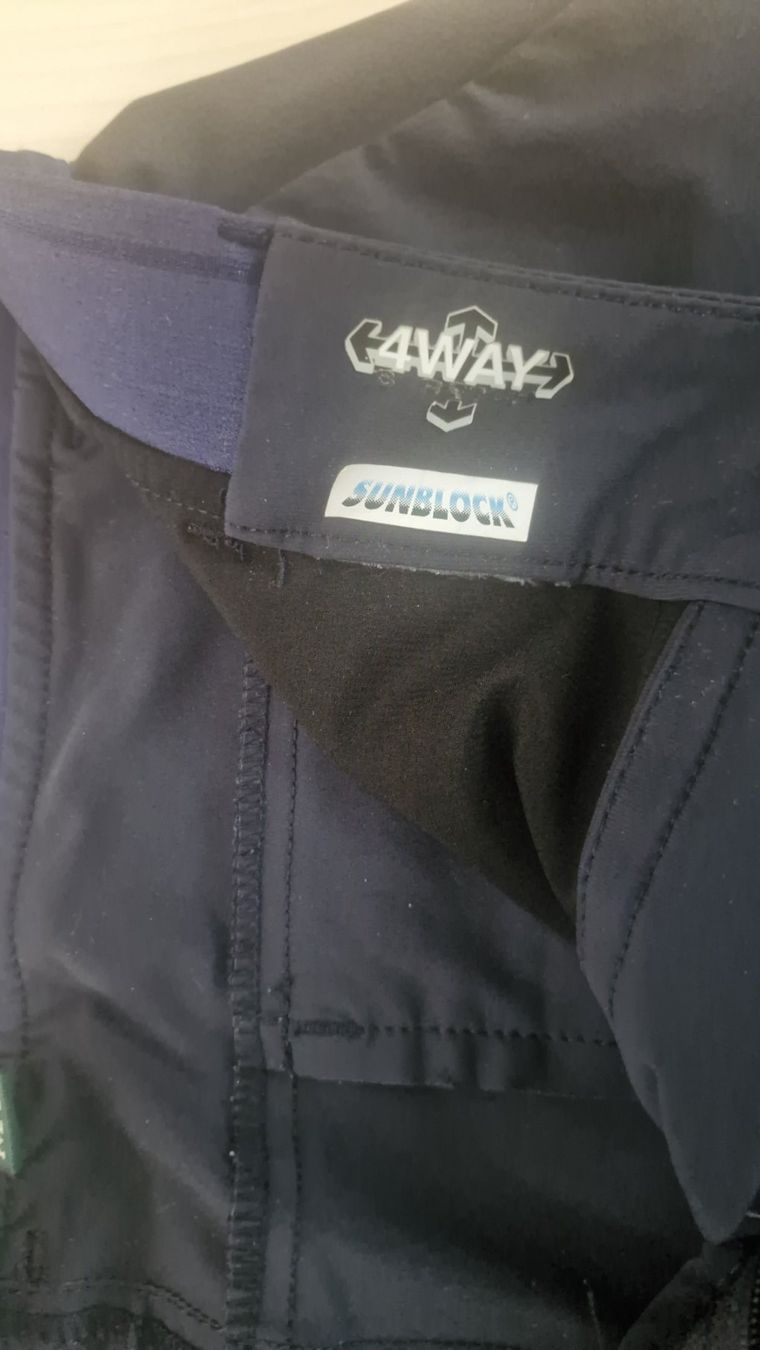 Pantaloni: Golf Hose Chevro gr 36 – Usato da Winterthur venduto da Mmondeo 3