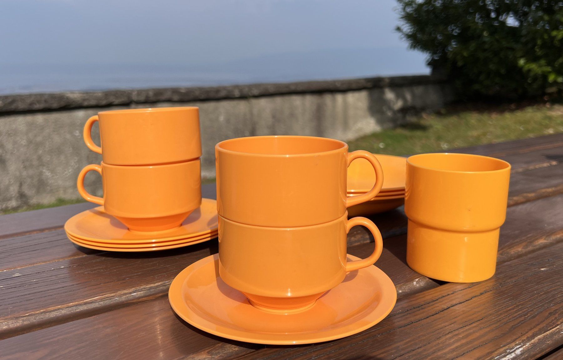 Set di piatti: Vintage Picknick - Campinggeschirr - Set – Usato da Walzenhausen venduto da stilvollwohnen 2
