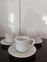 3 Espressotassen mit Untertassen weiss neuwertig