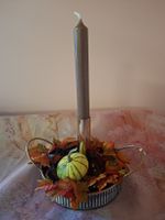 Kerzenständer mit mit Herbstdeko und Tablett Metall