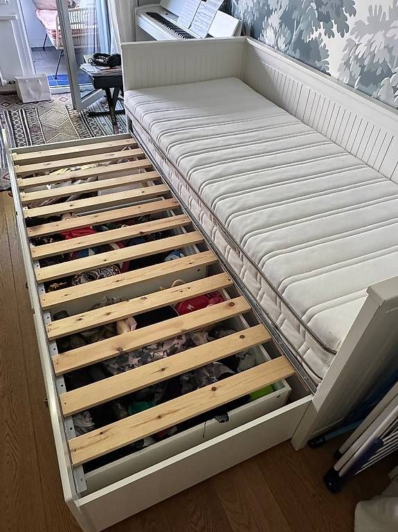 Ikea Lits: Lit banquette HEMNES IKEA – D'occasion à Genève par guner 2