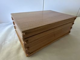 Holz Schmuckschatulle mit Einsatz