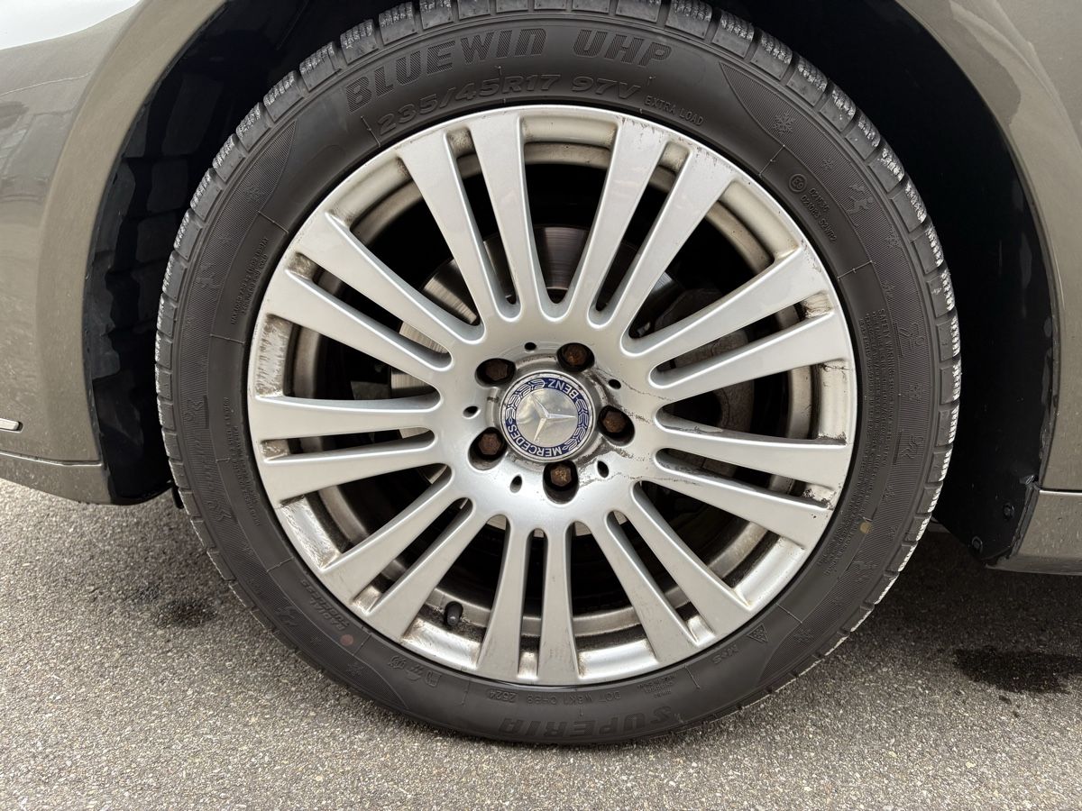 Mercedes-Benz Automobili: Mercedes-Benz Classe E250 CGI Coupé – Usato da Stadel venduto da Senad1234 4