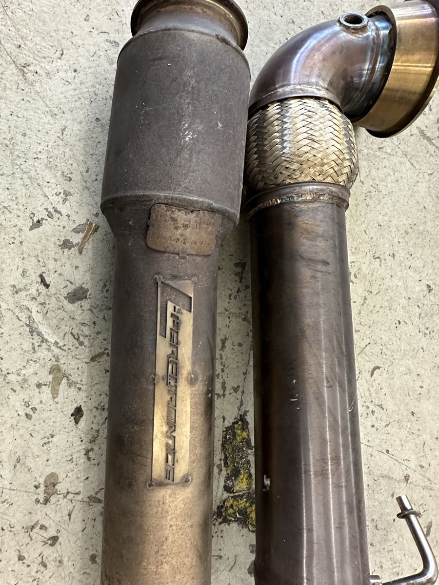 Audi Sistemi di scarico: L-Performance RS3 8P Downpipe – Usato da St. Antoni venduto da 031ale