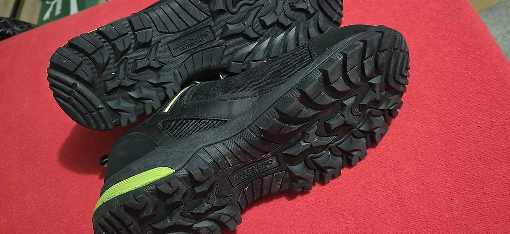 Scarpe da uomo: Sketchers Sicherheitsschuhe – Usato da Ebikon venduto da Mr.Busdriver