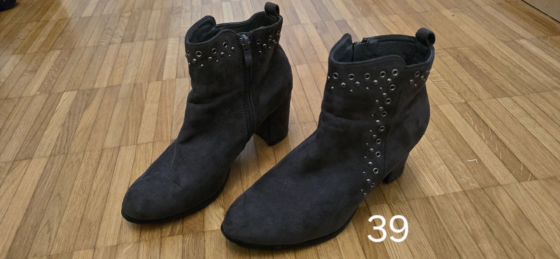 Damenschuhe: Damenstiefel Schuhe Neuwertig! – Neu (gemäss Beschreibung) aus Rickenbach Sulz von Markiba