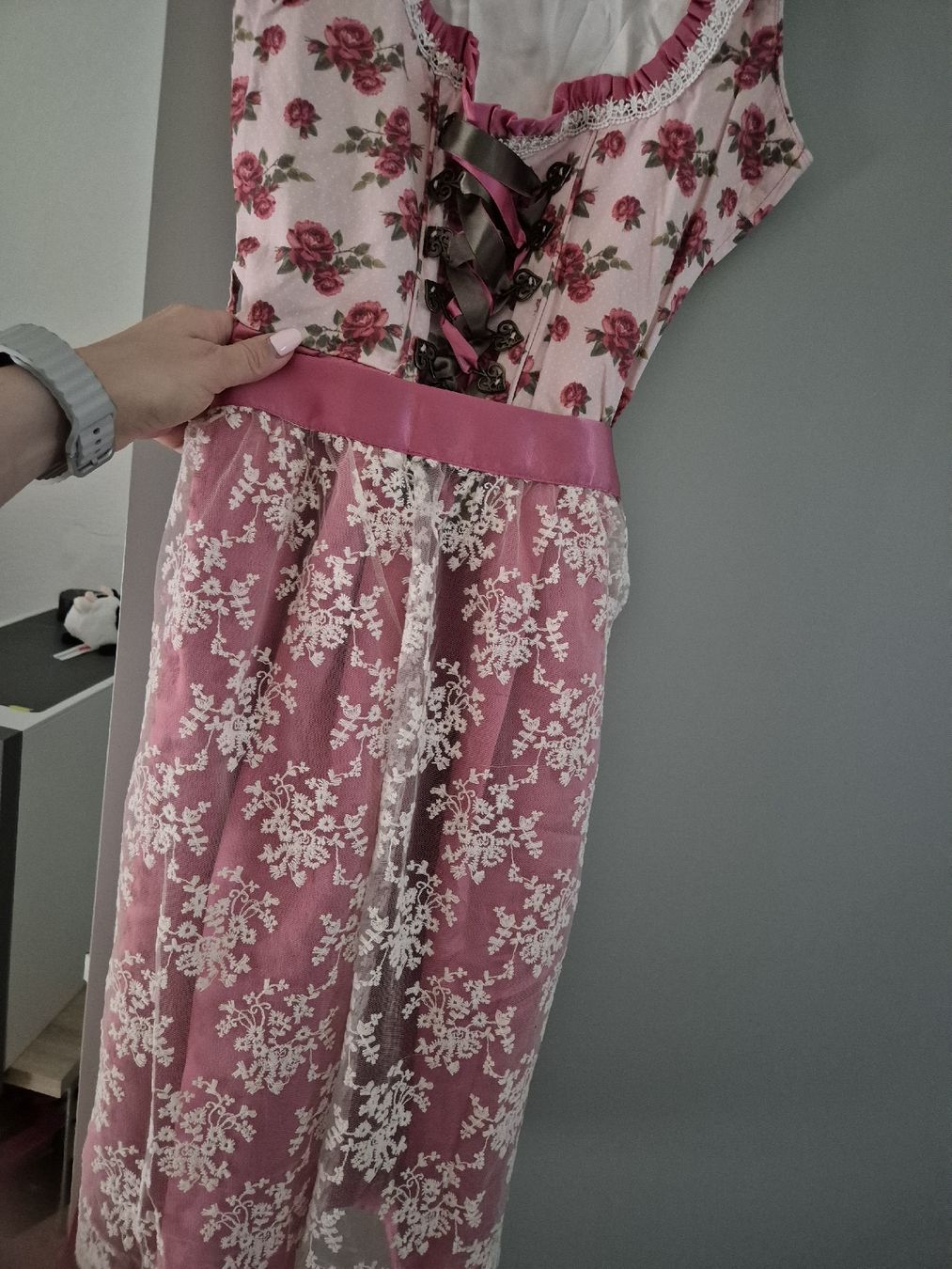 Vestiti: Dirndl Chicoree Rosenmuster Pink Spitze Grösse XS  – Nuovo (secondo la descrizione) da Zürich venduto da mit_jz2x 4