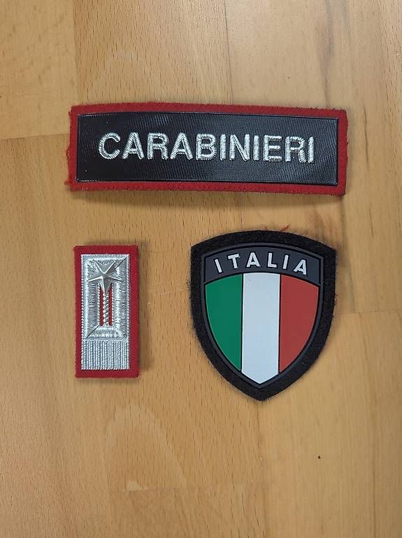 Placchette & Badge: Carabinieri Klett Patches – Usato da Degersheim venduto da jason.b