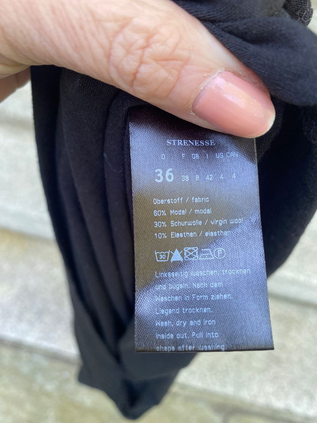 Vestiti: Schwarzes Kleid kurzarm Gabriele Strehle – Usato da Zürich venduto da JDB_Vintage 4