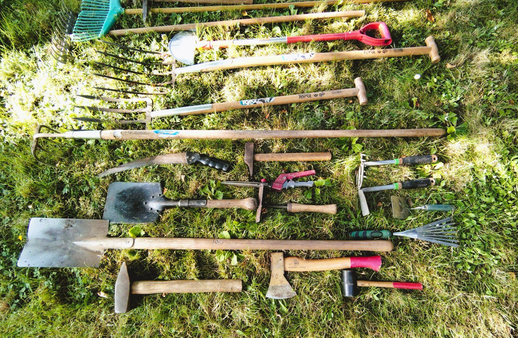 Tutti gli attrezzi: Grosses Gartenwerkzeug-Set, 20-teilig – Usato da Luzern venduto da sandy-mary 7