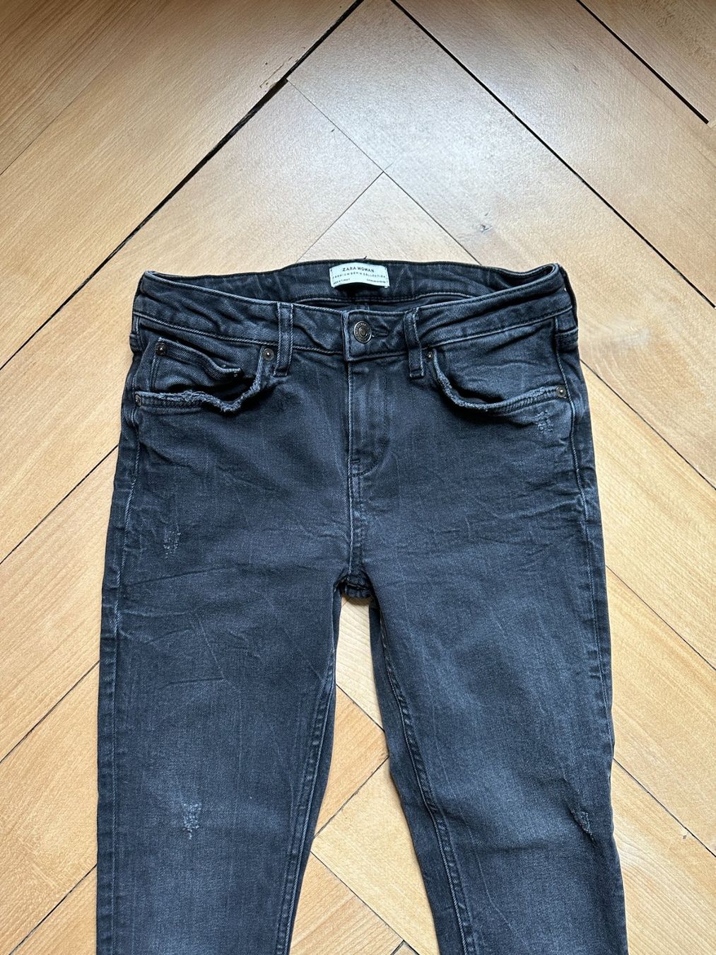 Zara Jeans: ZARA - Skinny Jeans schwarz 38 – Gebraucht aus Zürich von Diazaio 1
