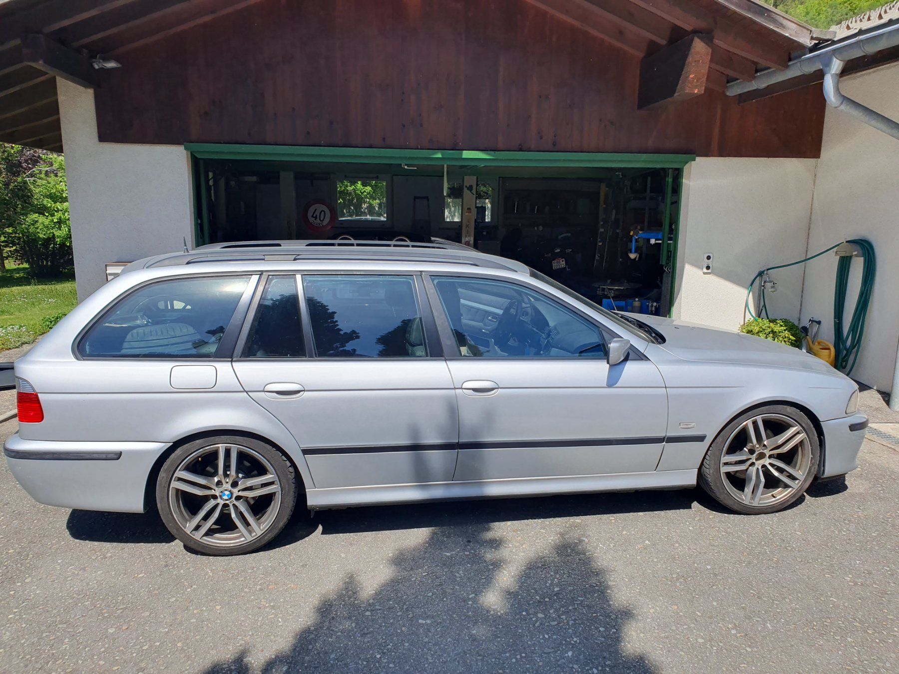 BMW Automobili: BMW e39 530d – Usato da Meiringen venduto da Vwja75