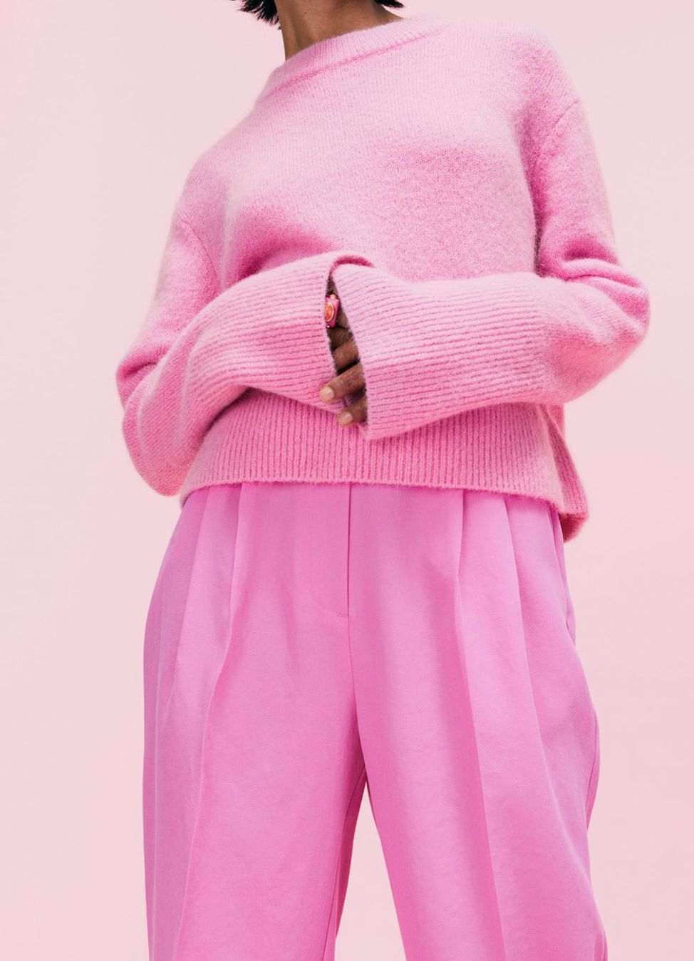 H&M Lotti di vestiti: Pink Stretchhose 38 und Rosa Feinstrickpulli S von H&M – Usato da Erlinsbach venduto da Clodimodi 5