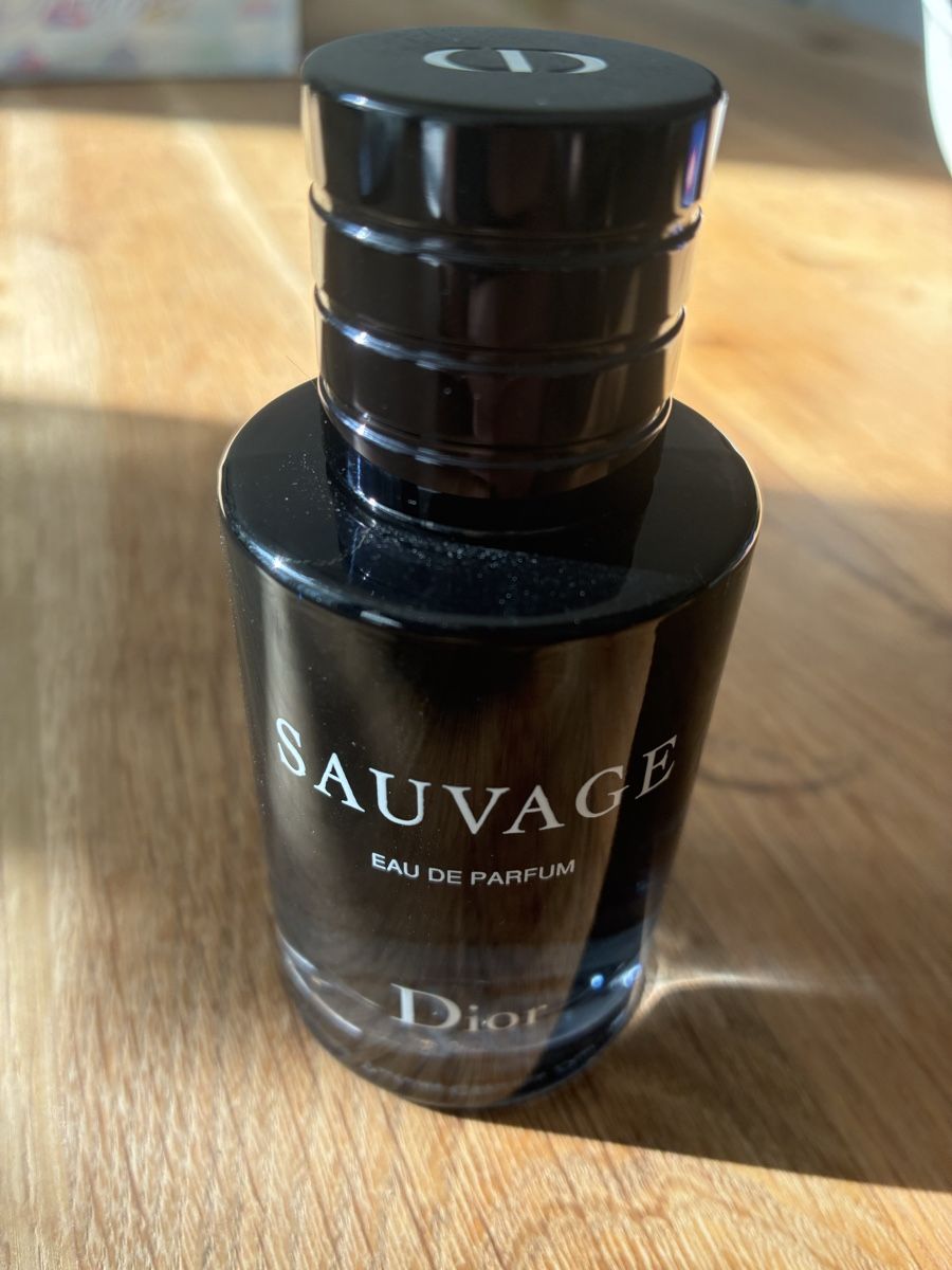 Dior Profumi & Eau de Toilette: original Dior Eau de Parfum - Sauvage - 60ml fast voll – Usato da Herrliberg venduto da langenthaler 1