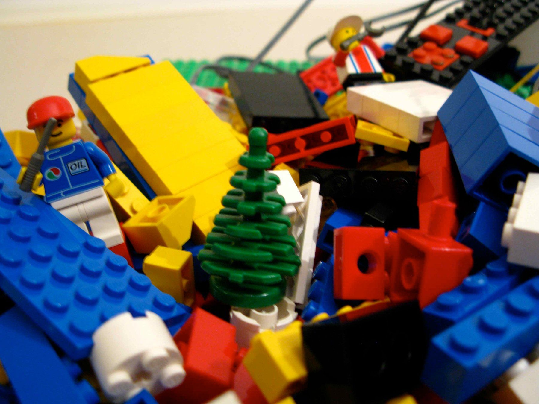 Lego Kit di costruzioni: Lego Basic 4223 Challenger Set 400 mit Motor – Usato da Samstagern venduto da Betscha 2