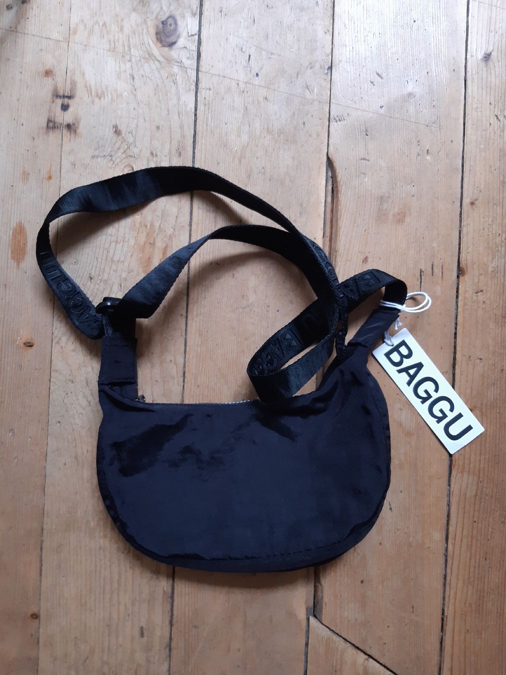 Baggu Taschen: BAGGU Crossbody Bag – Neu und originalverpackt aus Biel/Bienne von lalilullu