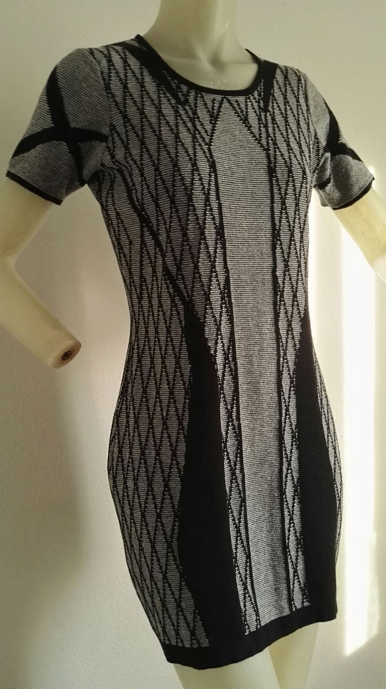 French Connection Vestiti: FRENCH CONNECTION Kleid Gr DE38/EU42(M) – Nuovo (secondo la descrizione) da Niederbipp venduto da fashionfuchs 1