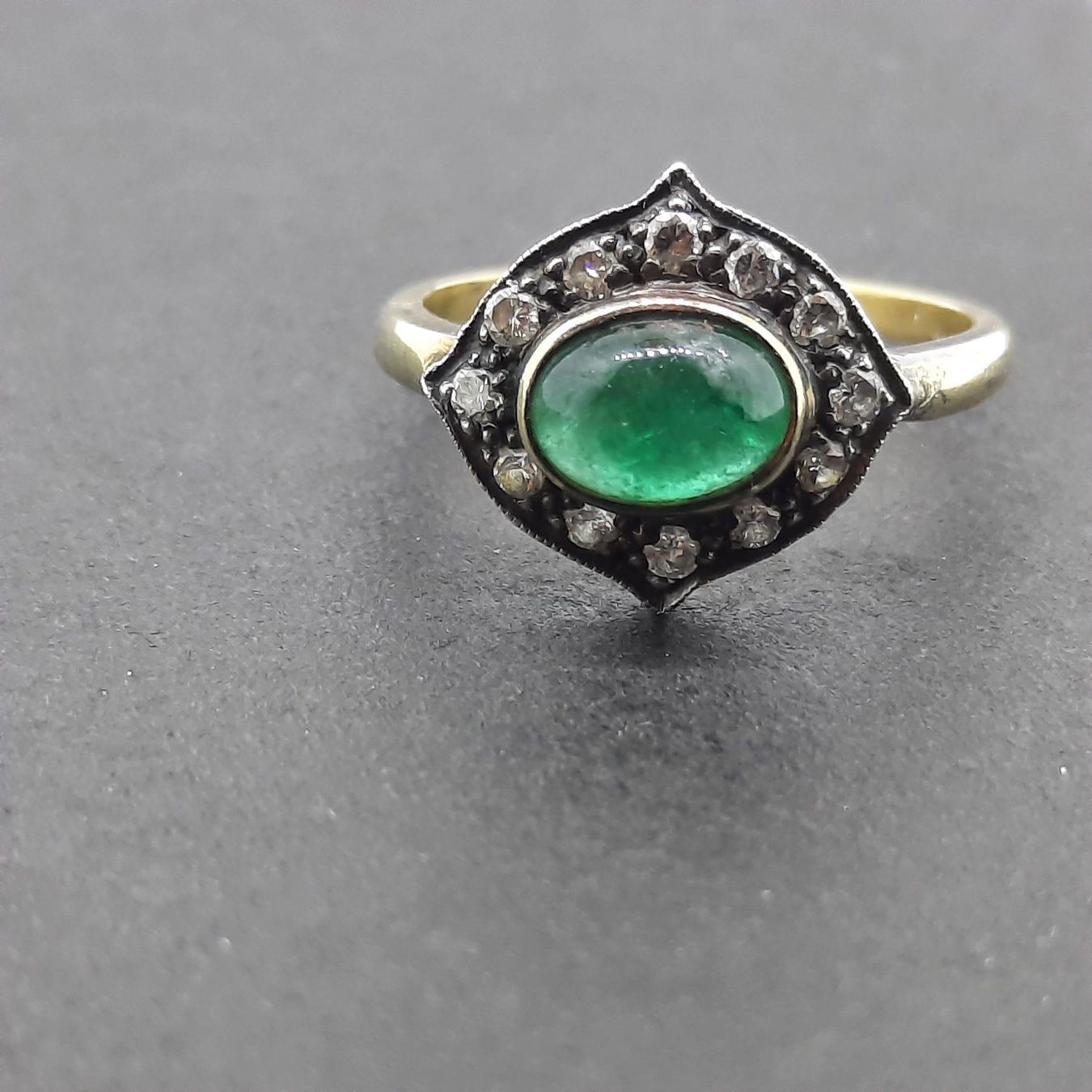 Anelli: Edler Goldring mit Smaragd Edelstein – Usato da Unterägeri venduto da Altgoldschmuck 4