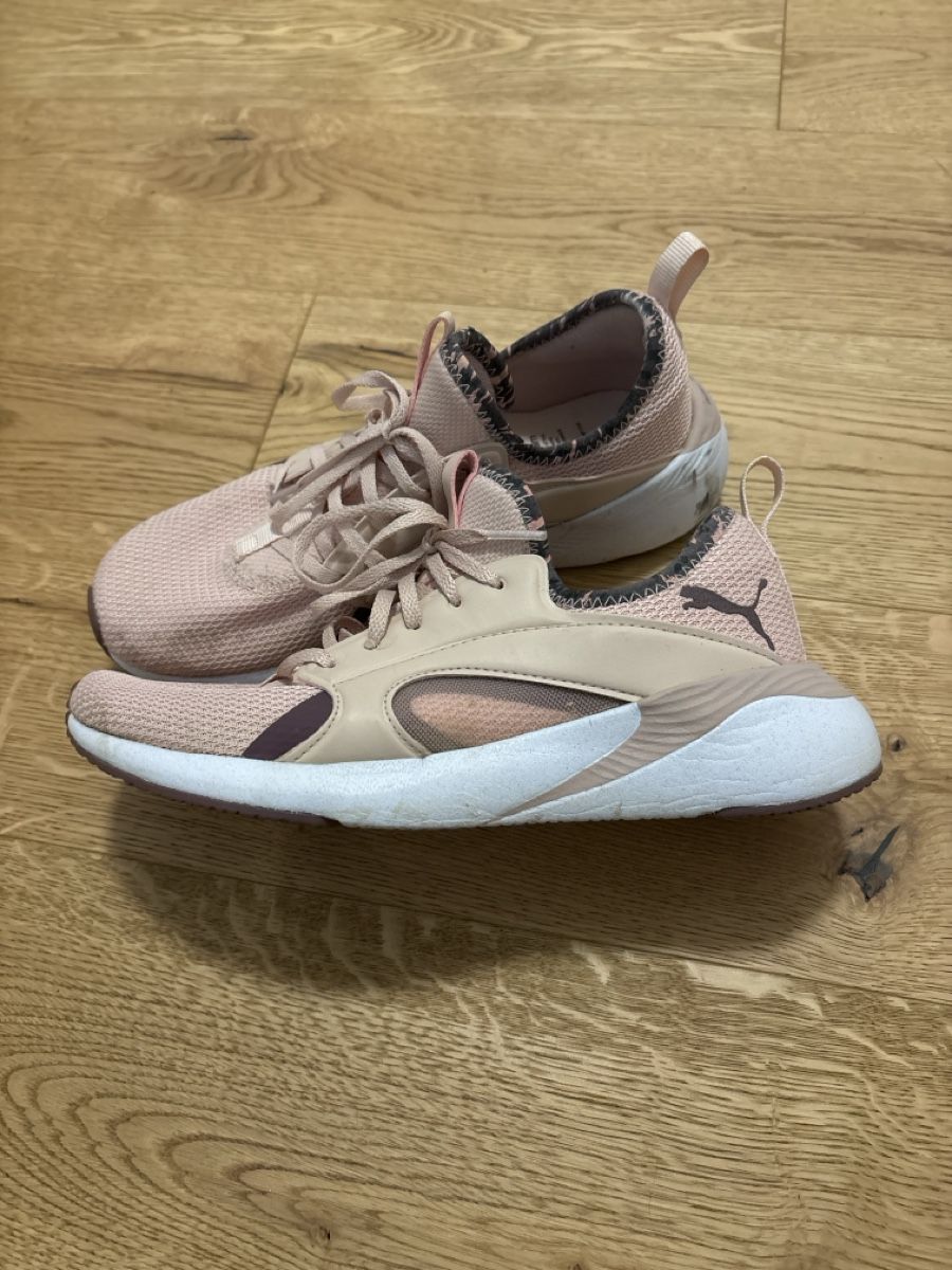 Puma Scarpe da donna: Puma Turnschuh, Gr 39 – Usato da Steffisburg venduto da Bird304