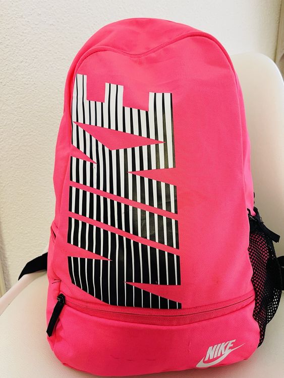 Nike Rucksack (Gebraucht) in Männedorf für CHF 6 – mit Lieferung auf ...